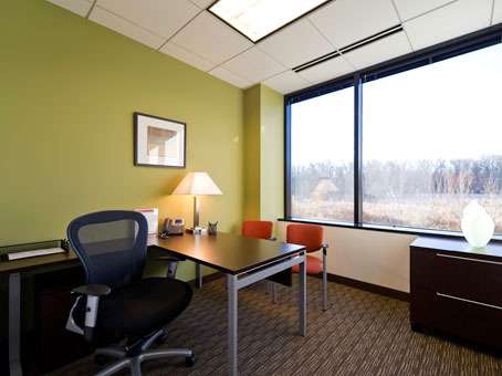 Regus - Illinois, Lake Forest | 100 S Saunders Rd #150, Lake Forest, IL 60045 | Phone: (847) 574-5700