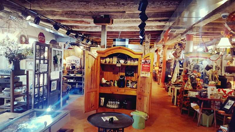 Crickets Antiques & Garden Market | 1641 Horseshoe Pike, Glenmoore, PA 19343 | Phone: (610) 942-7500