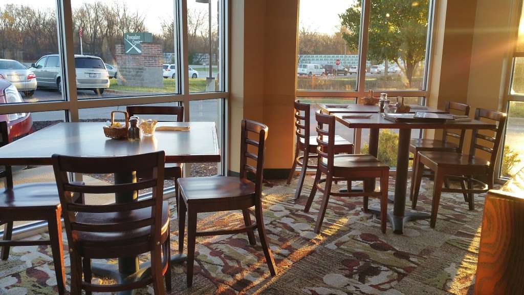 The Crossings Restaurant | N20W22951 Watertown Rd, Waukesha, WI 53186, USA | Phone: (262) 513-2008