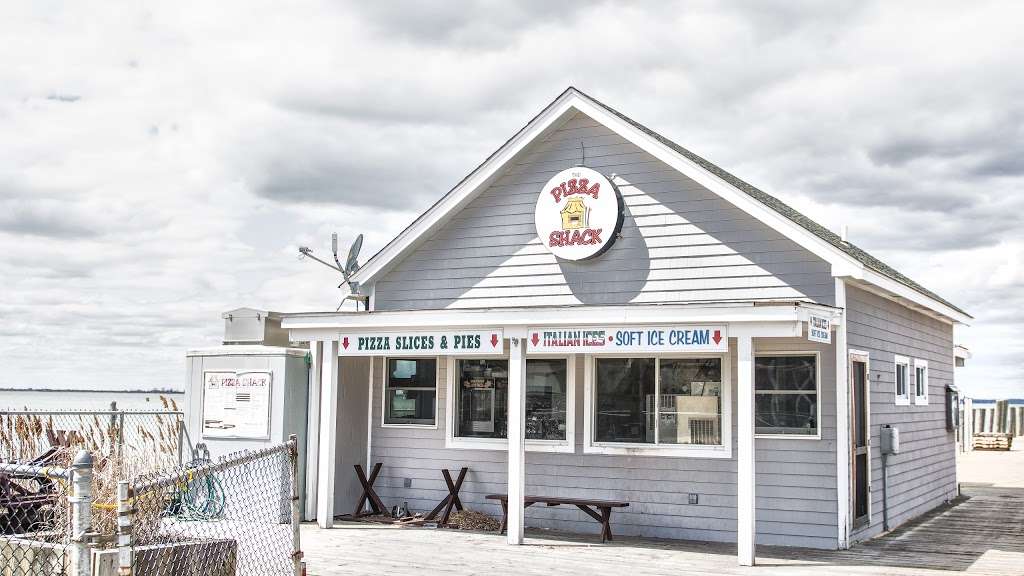 Pizza Shack of Kismet | 21 E Lighthouse Walk, Bay Shore, NY 11706, USA