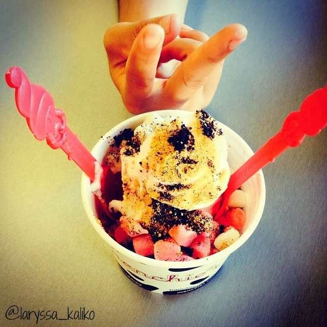 Menchies Frozen Yogurt | 12719 Main St Ste 410, Hesperia, CA 92345 | Phone: (760) 662-5777