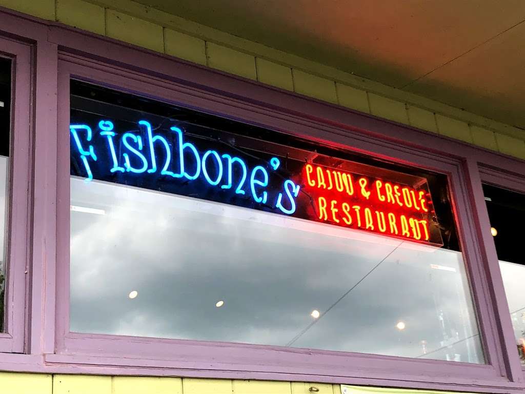 Fishbones Cajun & Creole Restaurant | 1704 Milwaukee St, Delafield, WI 53018, USA | Phone: (262) 646-4696