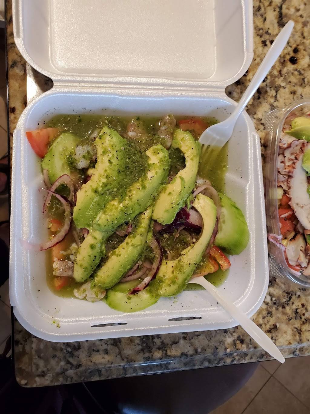 Mariscos Las Cazuelitas | 8117 Fillmore Ave #8101, Bakersfield, CA 93306, USA | Phone: (661) 281-7989