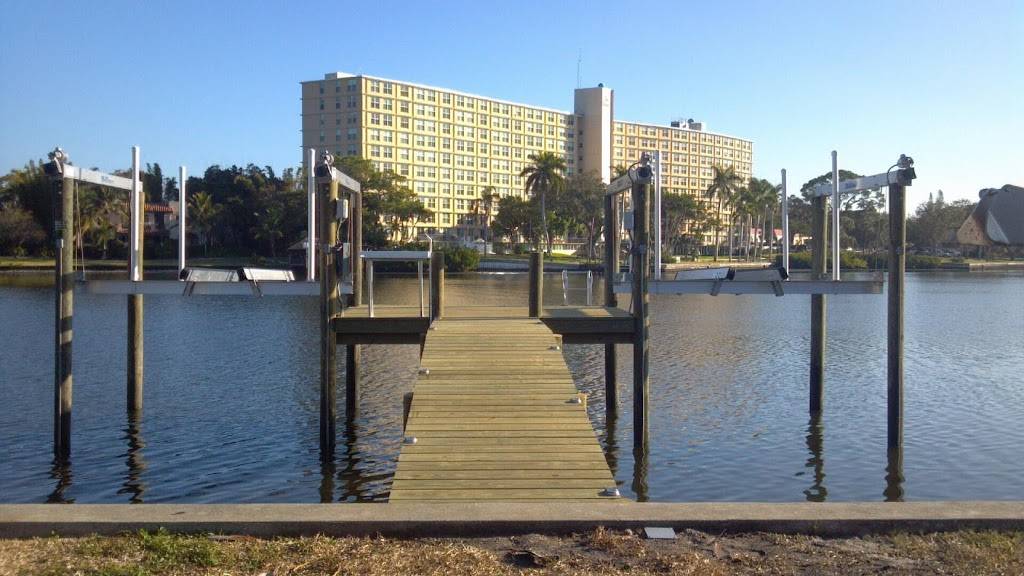 Florida Boatlifts | 4821 N Manhattan Ave, Tampa, FL 33614 | Phone: (813) 873-1614