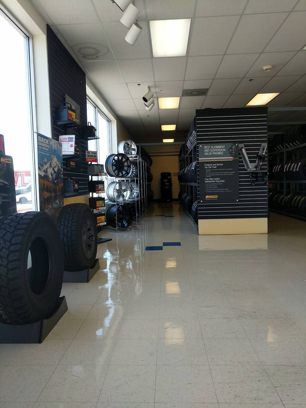 Les Schwab Tire Center | 4746 Madison Ave, Sacramento, CA 95841, USA | Phone: (916) 349-2944