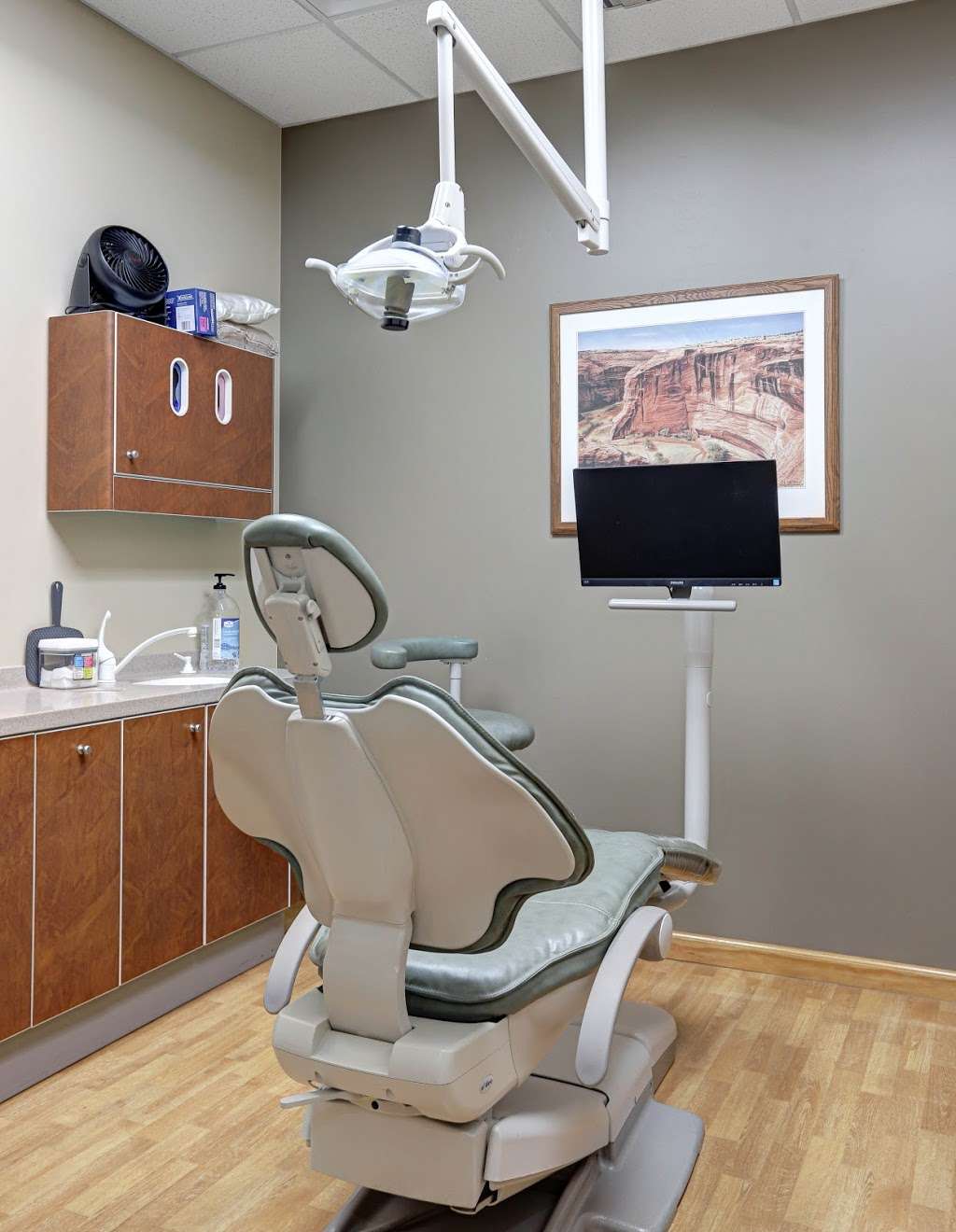 John G Wood, DDS | 20100 N 51st Ave STE E550, Glendale, AZ 85308, USA | Phone: (623) 561-2400