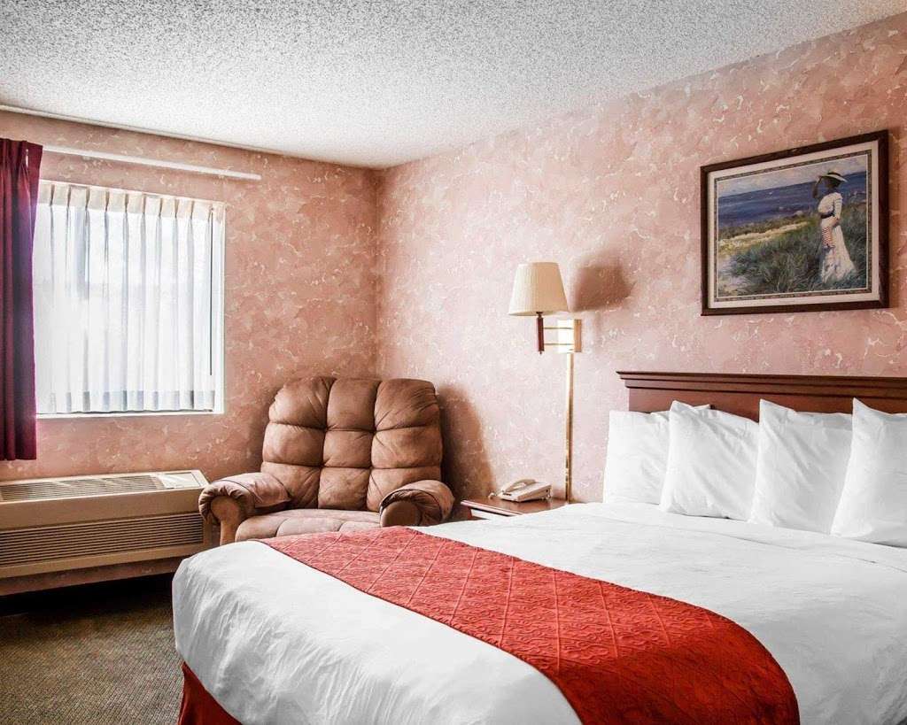 Econo Lodge | 10811 W, West I-25 Frontage Road, Longmont, CO 80504, USA | Phone: (303) 684-6779