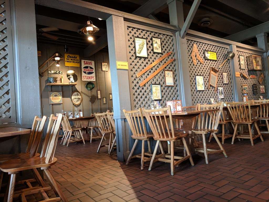 Cracker Barrel Old Country Store | 427 N Broadway, Pennsville, NJ 08070, USA | Phone: (856) 299-1771