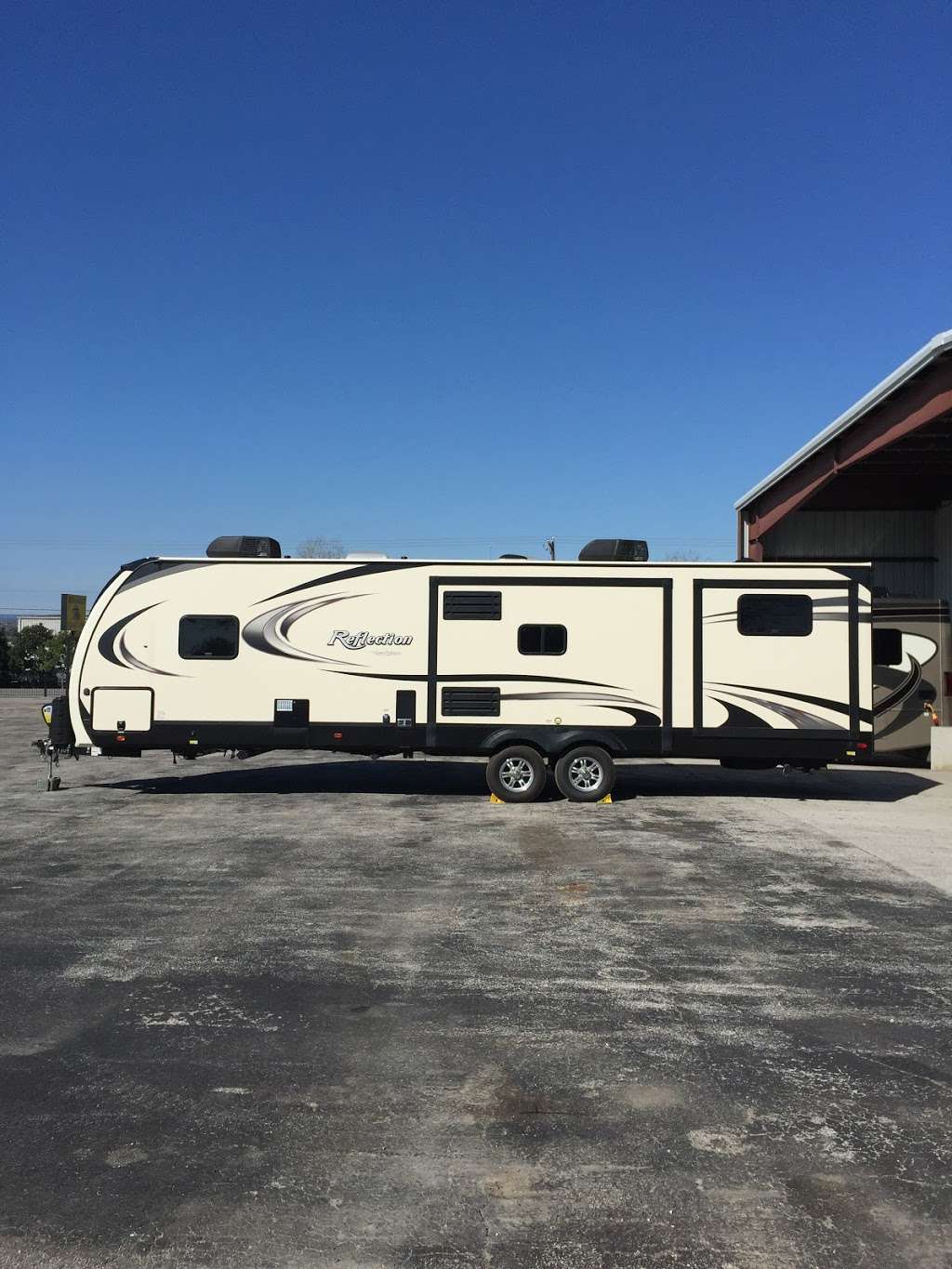 Lifetime RV Roof | 6414 Randolph Blvd Suite 2, San Antonio, TX 78233, USA | Phone: (830) 708-5217