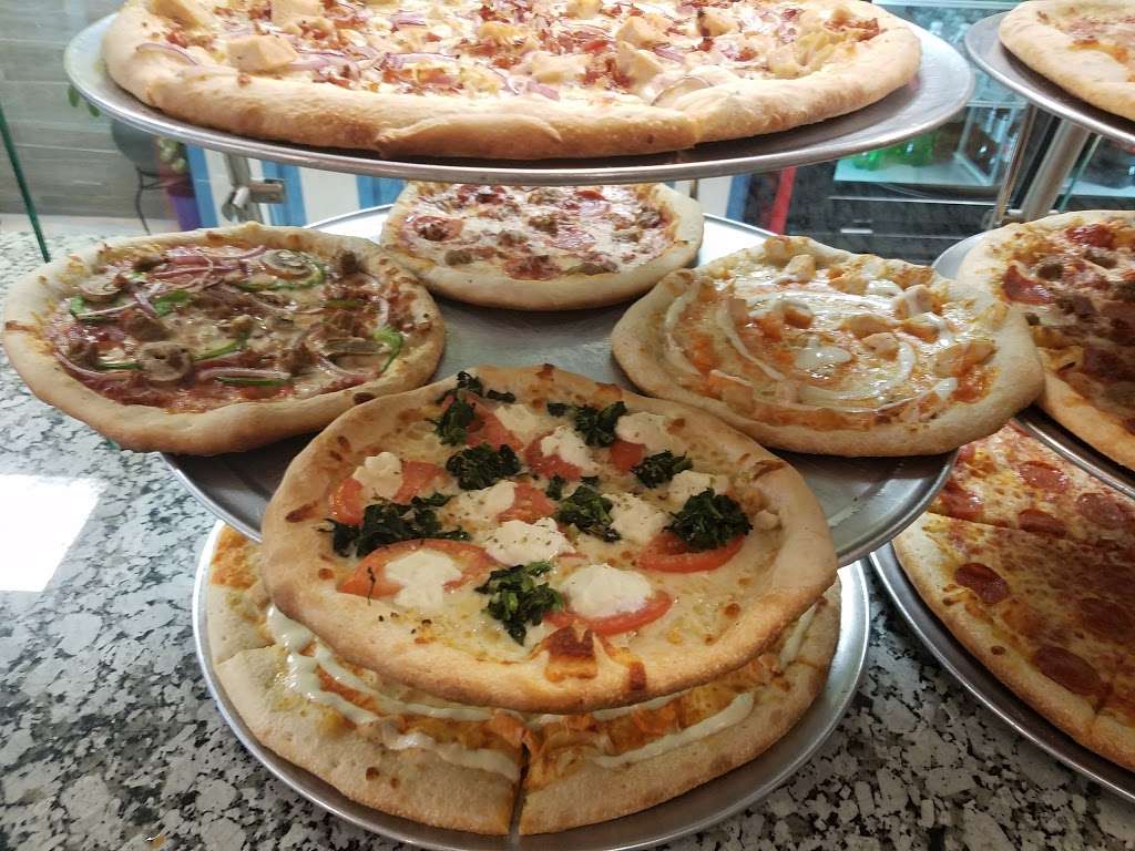 Fresco Pizzeria | 1812 Marsh Rd, Wilmington, DE 19810, USA | Phone: (302) 529-7000