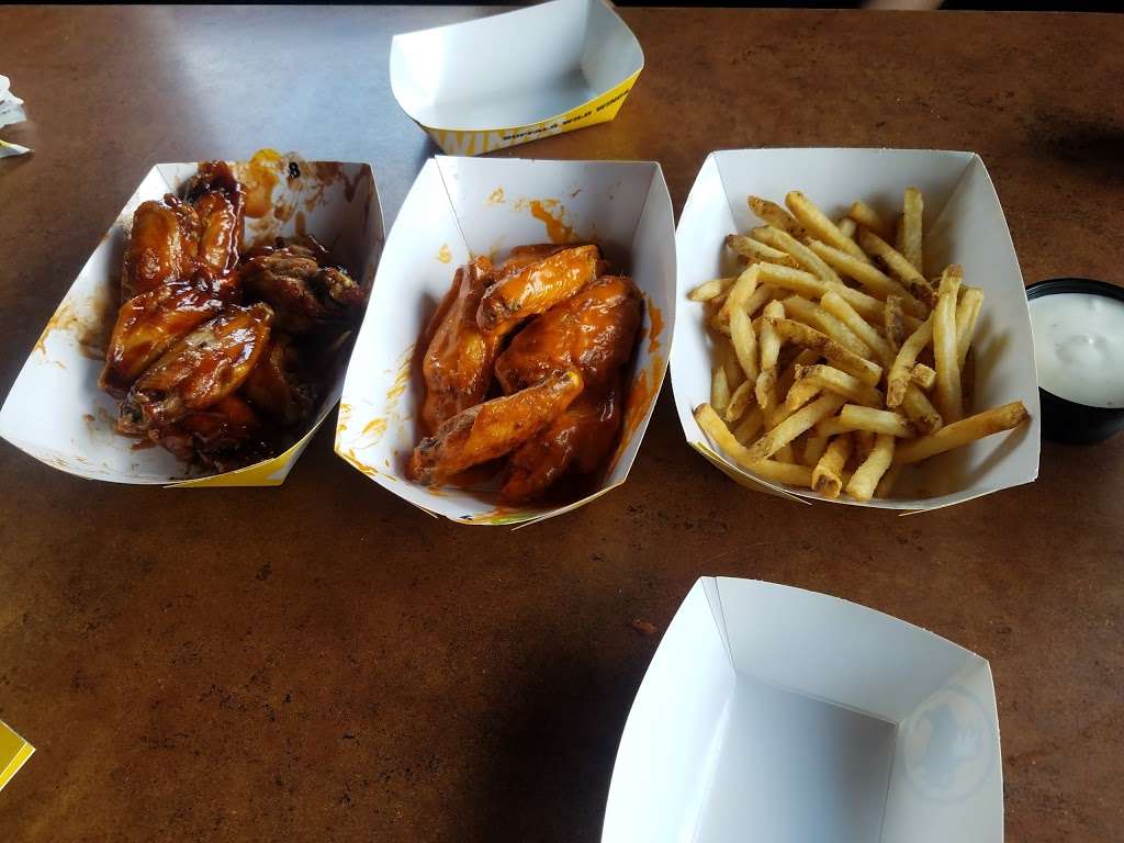 Buffalo Wild Wings | 10240 Baltimore Ave, College Park, MD 20740 | Phone: (301) 486-0333