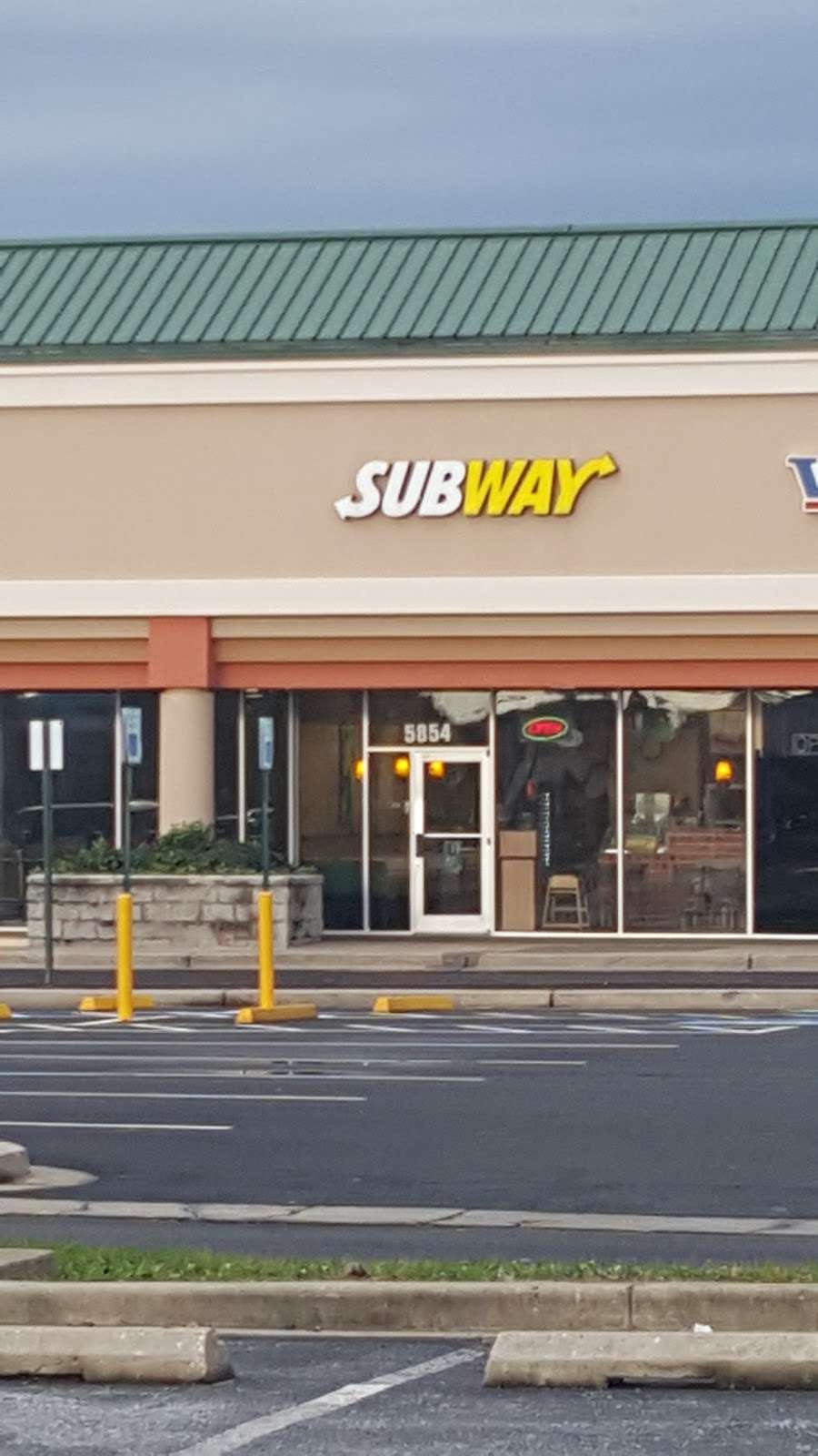 Subway | 5854 Ballenger Creek Pike, Frederick, MD 21703, USA | Phone: (301) 228-2486