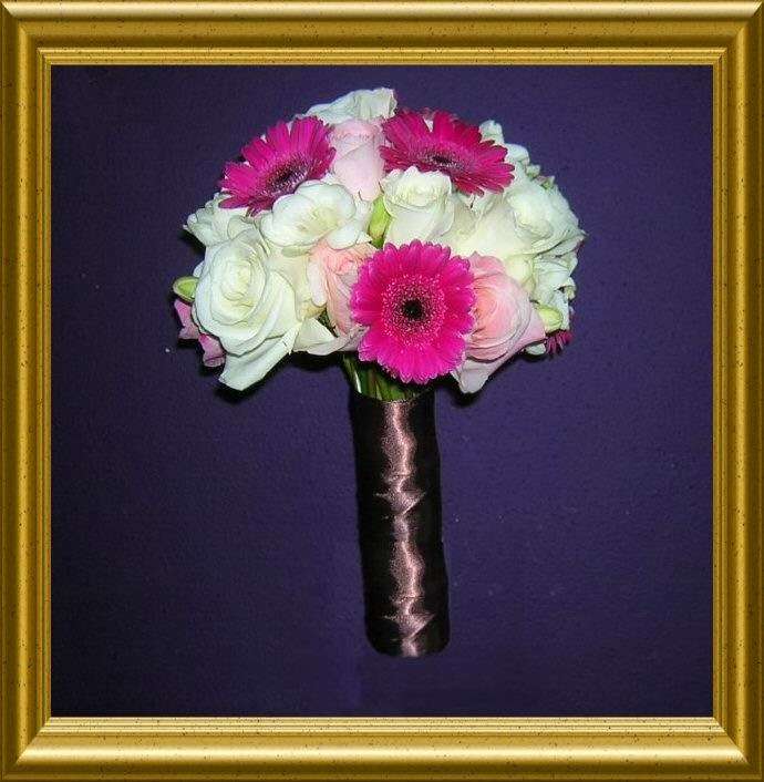 Platinum Posies | 10 Maple St, Middleton, MA 01949 | Phone: (978) 777-9270