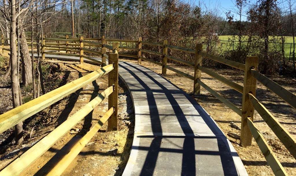 Champion Fence Builders Inc. | 10328 Robinson Church Rd, Charlotte, NC 28215, USA | Phone: (704) 569-3445