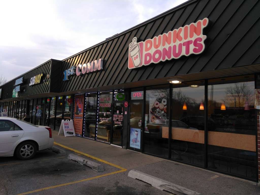 Dunkin | 1954 W Peterson Ave, Chicago, IL 60660, USA | Phone: (773) 274-3939