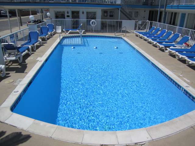 Apollo Resort Motel | 407 E St Paul Ave, Wildwood Crest, NJ 08260, USA | Phone: (609) 522-9300