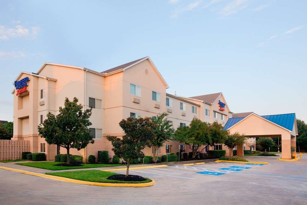 Fairfield Inn & Suites by Marriott Houston Energy Corridor/Katy  | 15111 Katy Fwy, Houston, TX 77094, USA | Phone: (281) 646-0056