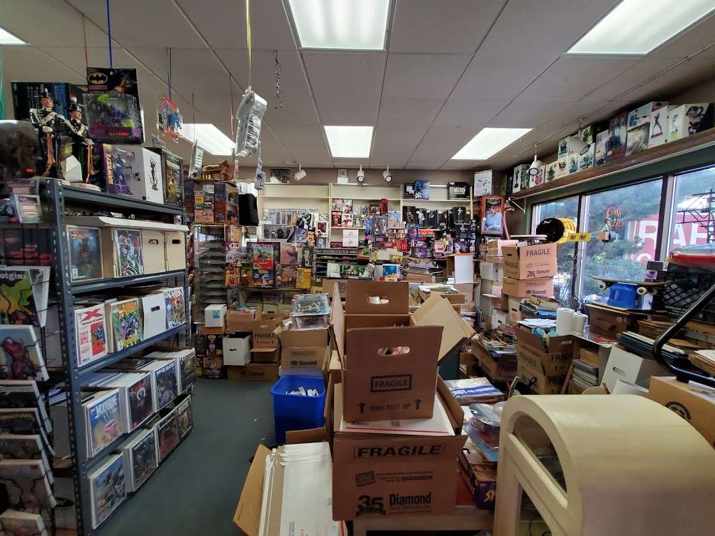 Rah-Cocos Collectibles | 182 Academy Ave, Providence, RI 02908, USA | Phone: (401) 861-3221