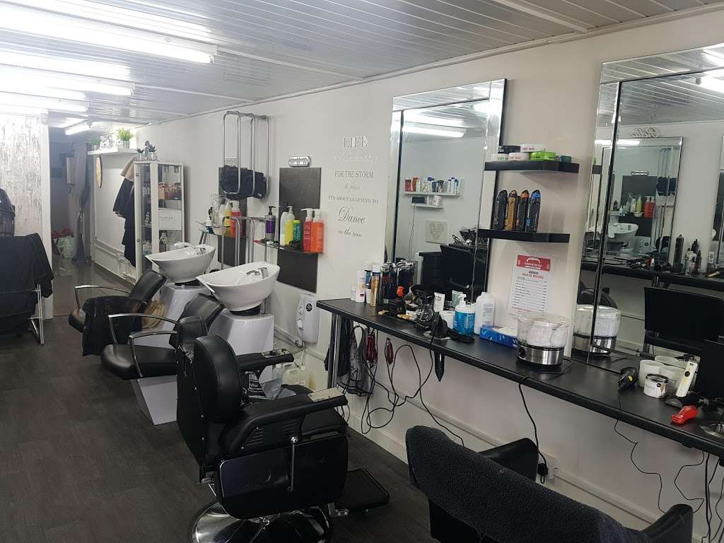 Fresh Head Barber Shop | Theobalds Park Rd, Enfield EN2 9DG, UK | Phone: 07380 440215