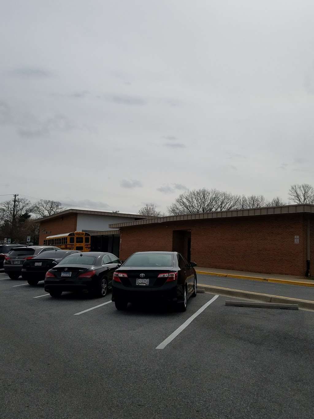 Lamont Elementary School | 7101 Good Luck Rd, New Carrollton, MD 20784 | Phone: (301) 513-5205