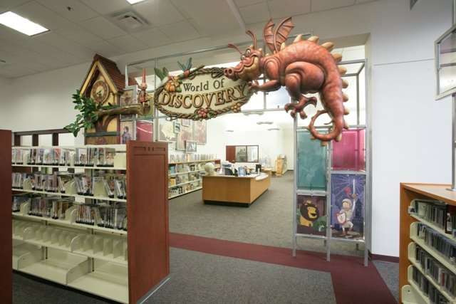 Cagan Crossings Community Library | 16729 Cagan Oaks, Clermont, FL 34714, USA | Phone: (352) 243-1840