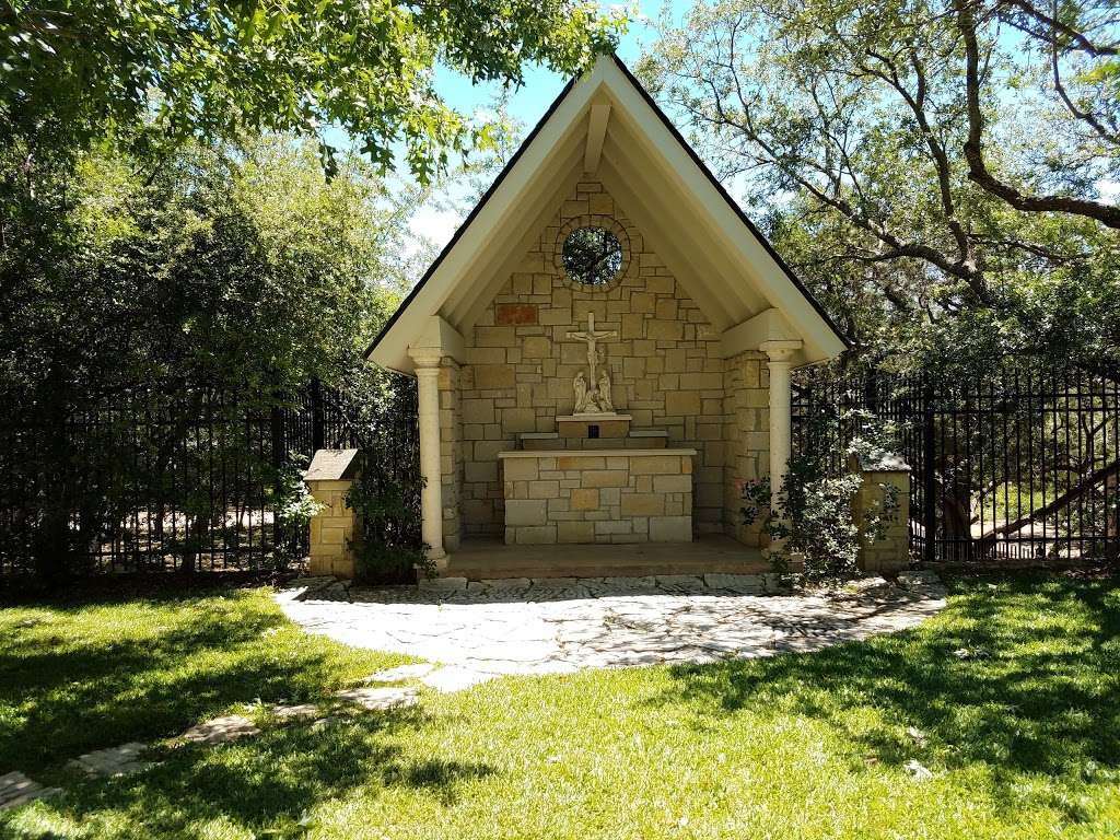 Our Lady of the Atonement Catholic Church | 15415 Red Robin Rd, San Antonio, TX 78255, USA | Phone: (210) 695-2944