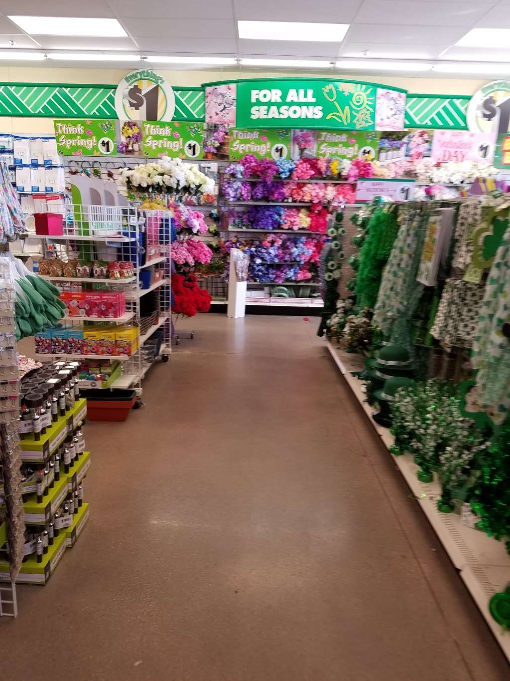 Dollar Tree | 865 Erica Ln, Yorkville, IL 60560, USA | Phone: (630) 553-6900