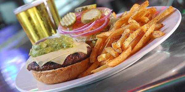 Risky Business Restaurant & Bar | 6866 E Sunrise Dr, Tucson, AZ 85750, USA | Phone: (520) 577-0021