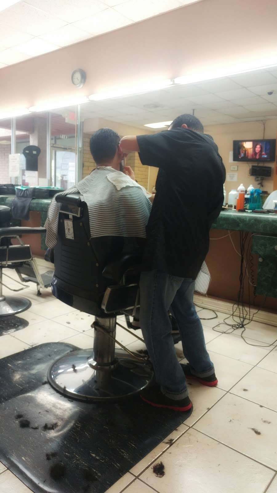 Brooklyn Barber Shop | 2115 61st St #104, Galveston, TX 77551, USA | Phone: (409) 740-3301