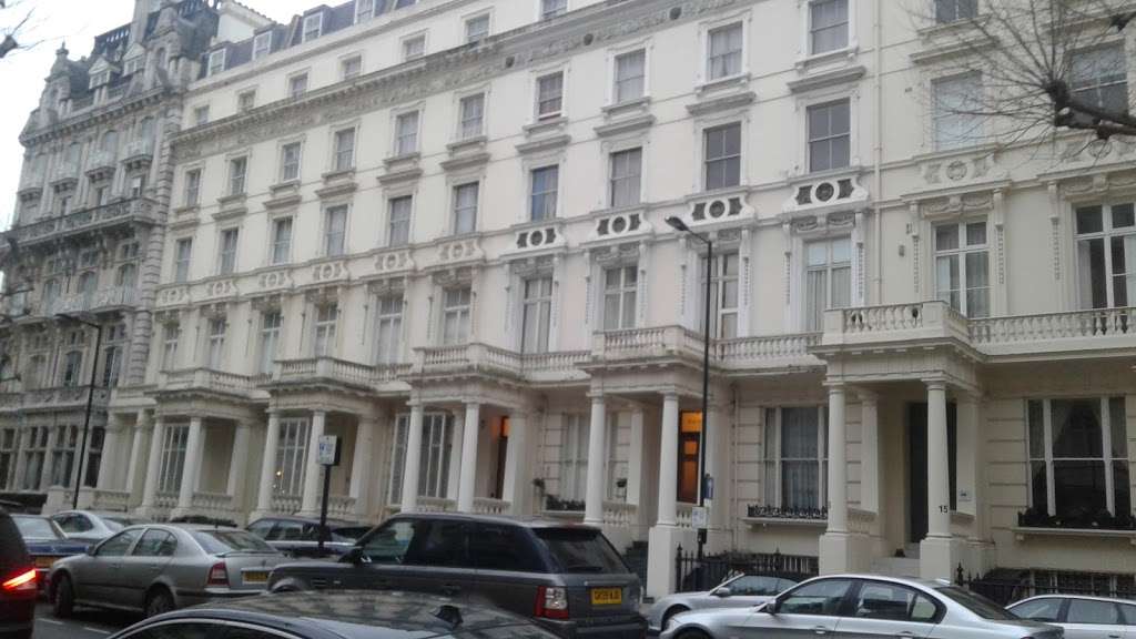 Hyde Park Economy Apartments | 11-13 Inverness Terrace, London W2 3JL, UK | Phone: 020 7221 1811