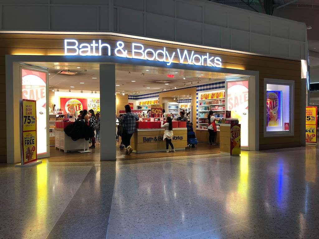 Bath & Body Works | 2021 Wminster Mall, Westminster Mall, Westminster, CA 92683 | Phone: (714) 373-9866