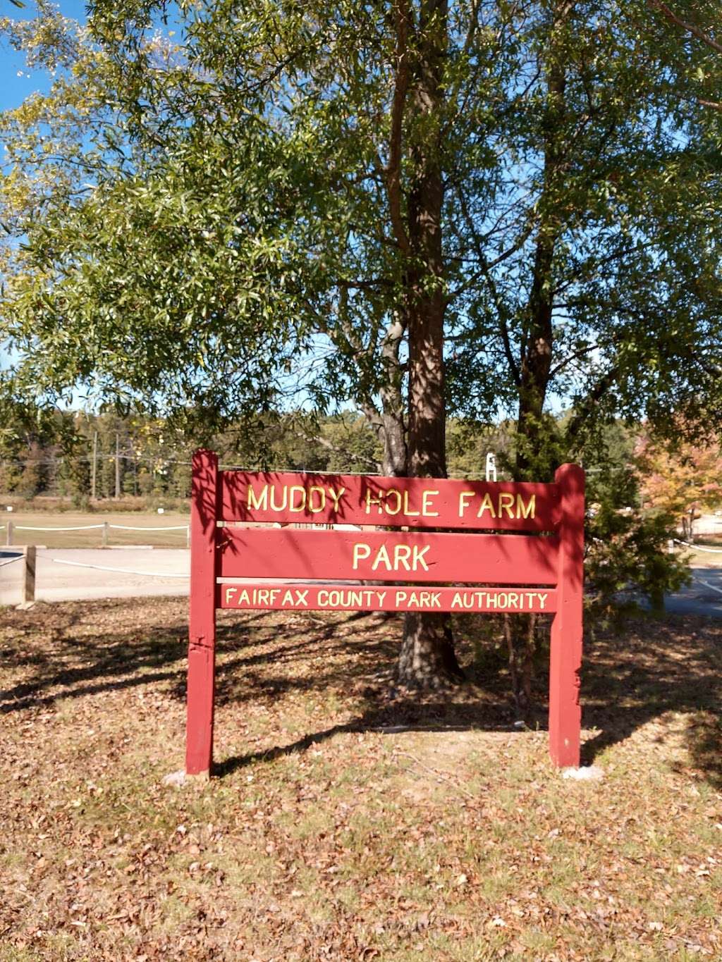 Muddy Hole Farm Park | 7941 Kidd St, Alexandria, VA 22309, USA | Phone: (703) 324-8702