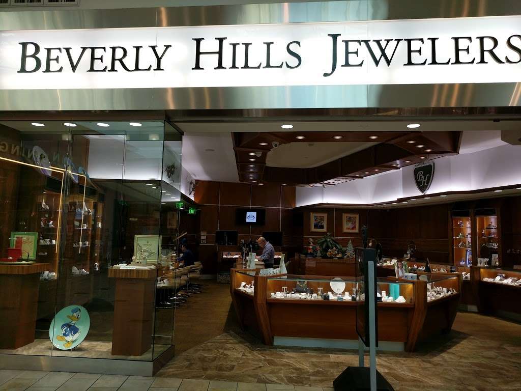 Beverly Hills Jewelers | 8001 S Orange Blossom Trail #208, Orlando, FL 32809, USA | Phone: (407) 855-9996