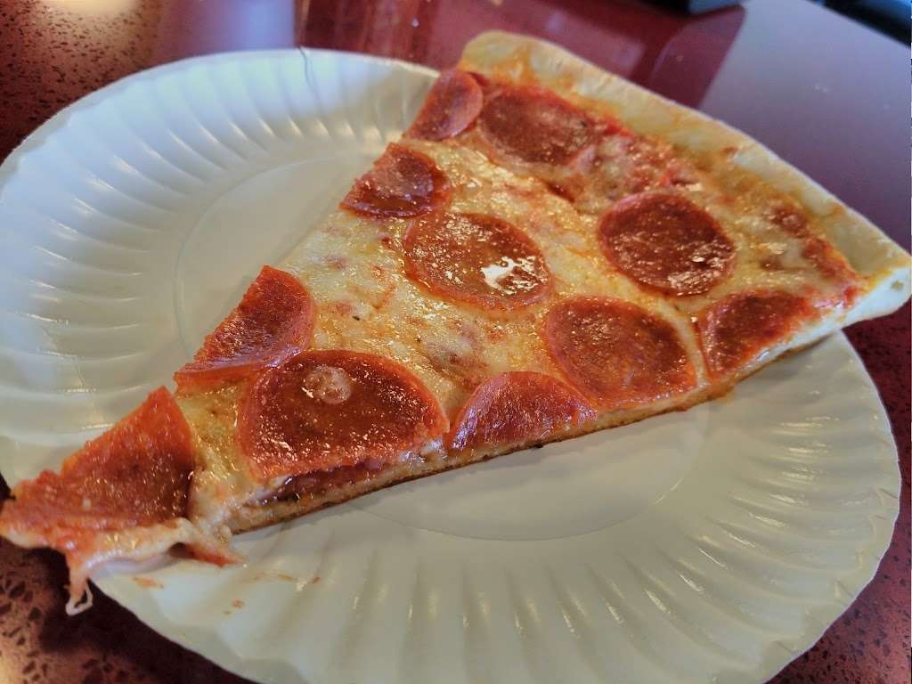 HG Coal Fired Pizza (Chesterbrook) | 500 Chesterbrook Blvd, Wayne, PA 19087, USA | Phone: (484) 320-8240