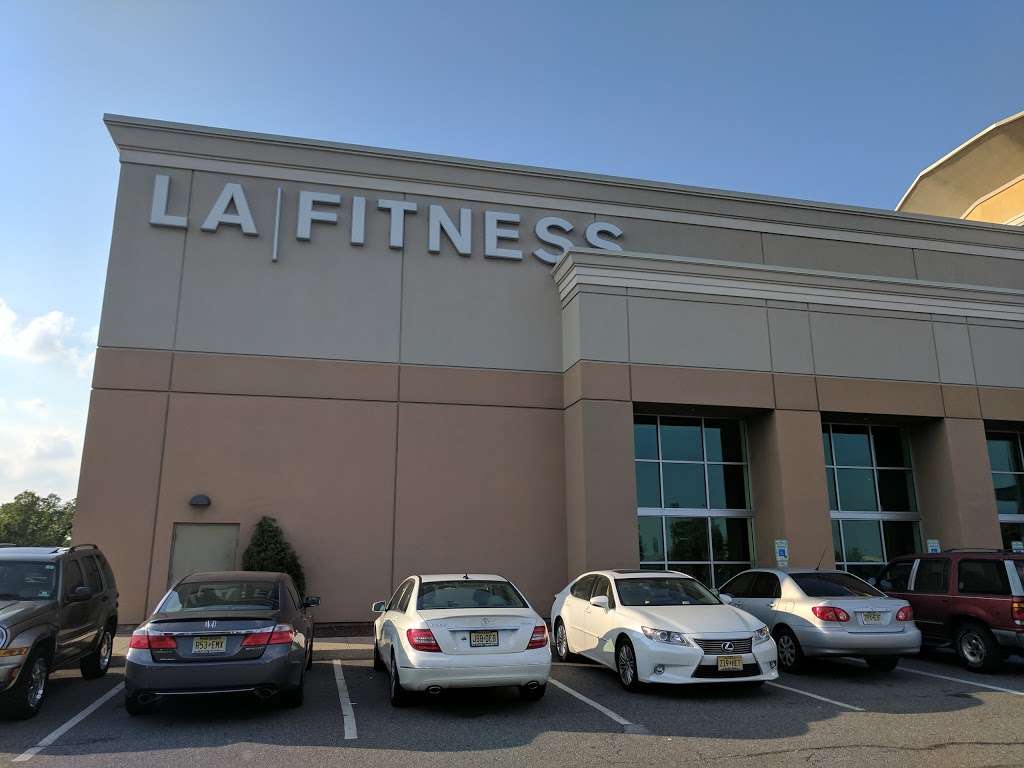 LA Fitness 200 New World Way, South Plainfield, NJ 07080