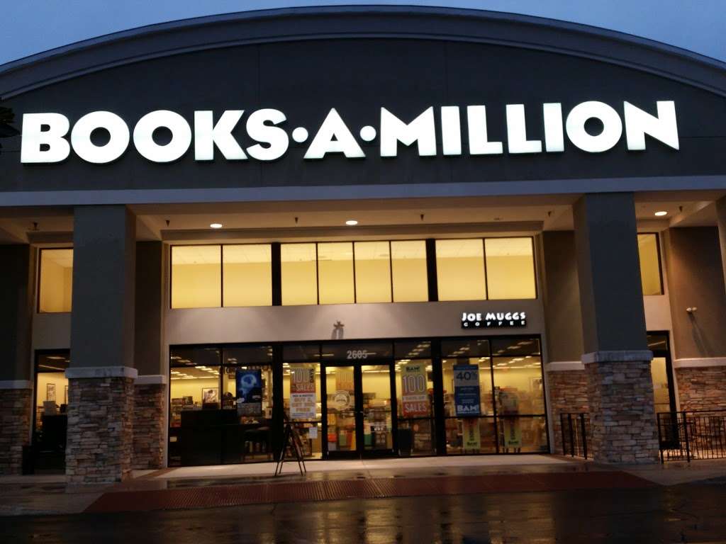 Books-A-Million | 2605 W Osceola Pkwy, Kissimmee, FL 34741, USA | Phone: (407) 552-0077