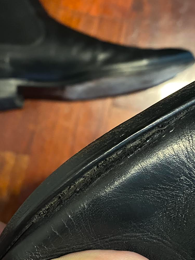D&D Shoe & Leather Repair | 1455 Mineral Spring Ave #9, North Providence, RI 02904, USA | Phone: (401) 353-0403
