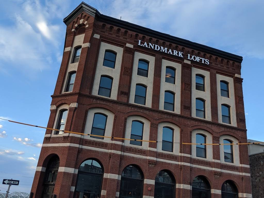 Landmark Lofts 425 Washington St Kansas City Mo 64105 Usa [ 768 x 1024 Pixel ]