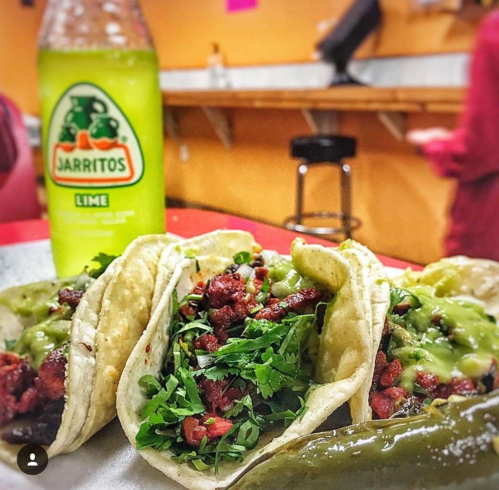 TACOS ON WHEELS | 299 S 10th St, Kansas City, KS 66102, USA | Phone: (913) 371-4444