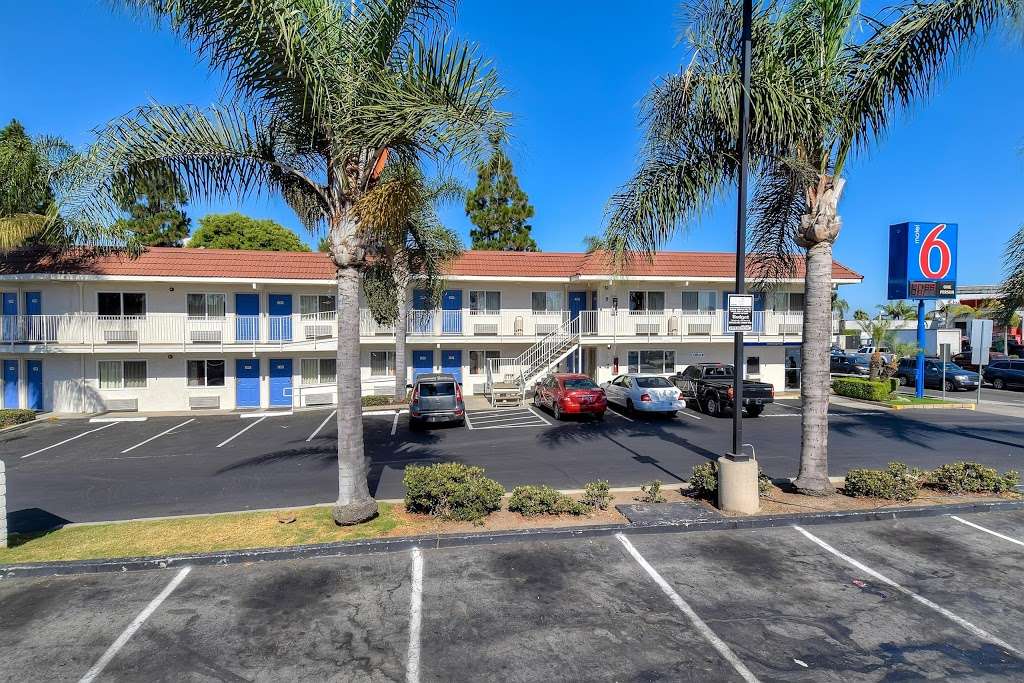 Motel 6 Los Angeles - Long Beach | 5665 E 7th St, Long Beach, CA 90804 | Phone: (562) 597-1311