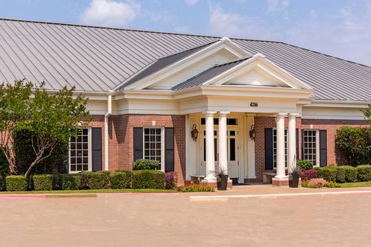 Moore Bowen Road Funeral Home | 4216 S Bowen Rd, Arlington, TX 76016 | Phone: (817) 468-8111