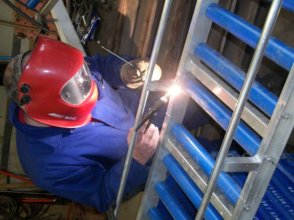 K.A.S Welding & Supplies | Unit 6, 7 Gasoline Alley, Sevenoaks TN15 7RR, UK | Phone: 01732 780673