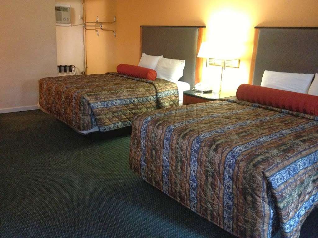 Sentinel Motel | 1445 Wilmington Pike, West Chester, PA 19382 | Phone: (610) 459-2848