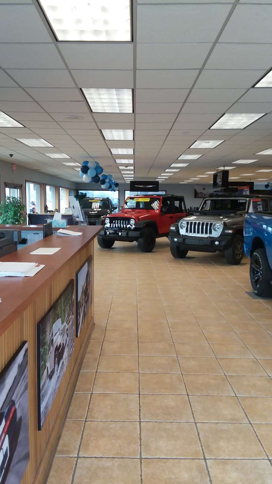 Dellen Chrysler Jeep Dodge Ram | 2640 W Main St, Greenfield, IN 46140, USA | Phone: (317) 462-9982