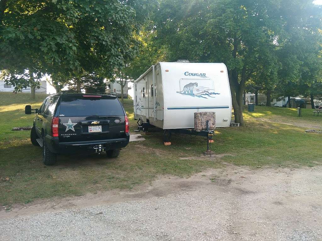 Rome Riverside Campground | N3780 W Water St, Sullivan, WI 53178, USA | Phone: (262) 593-8663