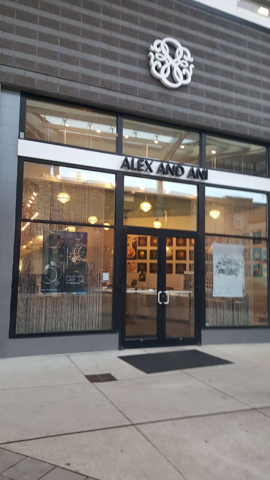 ALEX AND ANI | 260 Patriot Pl, Foxborough, MA 02035, USA | Phone: (774) 215-0131