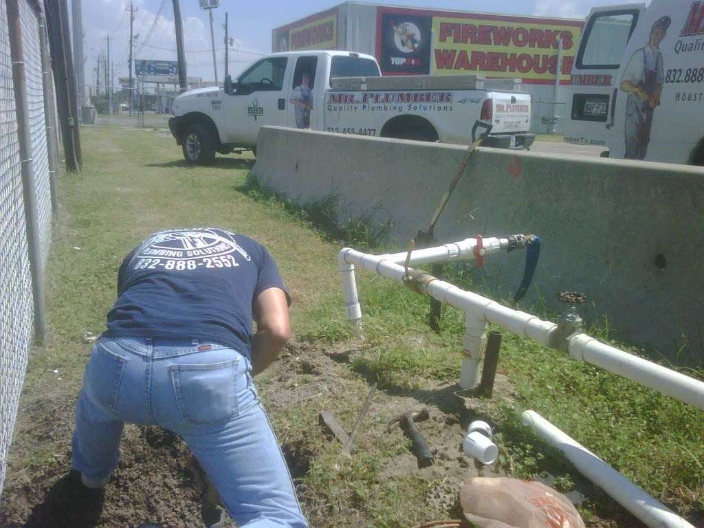 Mr. Plumber Quality Solutions | 15607 E Freeway Service Rd, Channelview, TX 77530, USA | Phone: (713) 455-1896