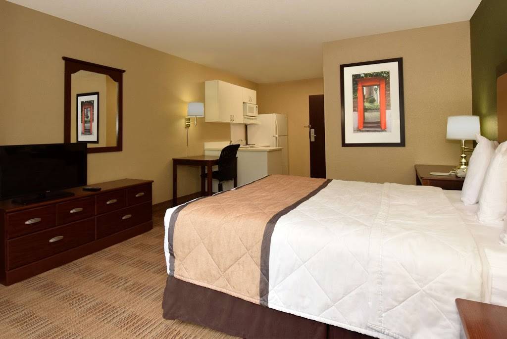 Extended Stay America - Fort Wayne - South | 8309 W Jefferson Blvd, Fort Wayne, IN 46804, USA | Phone: (260) 432-1916
