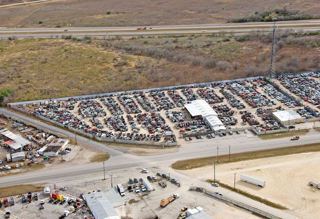 National Auto & Truck | 9430 New Laredo Hwy, San Antonio, TX 78211, USA | Phone: (210) 623-2000