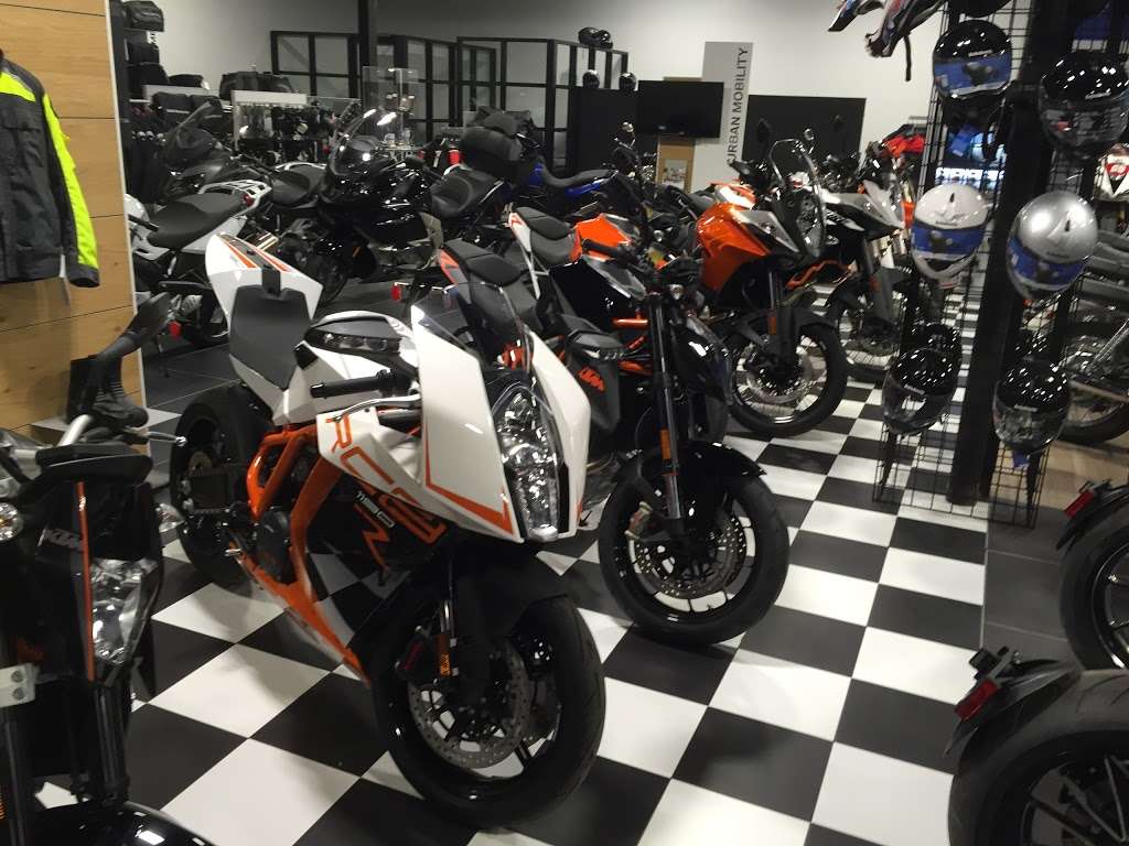 Gold Coast Motorsports | 2070 Jericho Turnpike, New Hyde Park, NY 11040 | Phone: (516) 352-7474